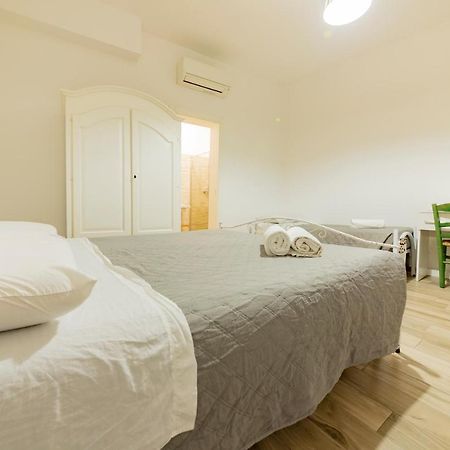 メレンドゥーニョ Via Roca 55 Bed & Breakfast エクステリア 写真